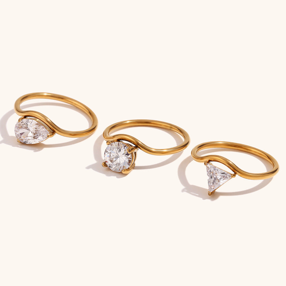 Geometric Plain Band Ring With Zirconia Wave Design